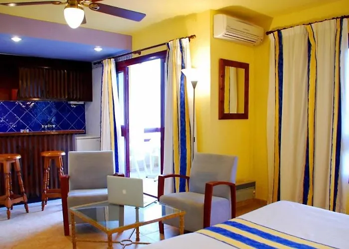 아파르타멘토스 론드레스 라 망가