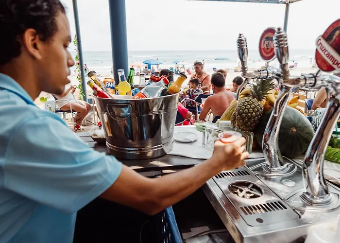 아파르타멘토스 론드레스 라 망가 아파트호텔