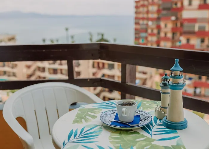 아파르타멘토스 론드레스 라 망가 아파트호텔